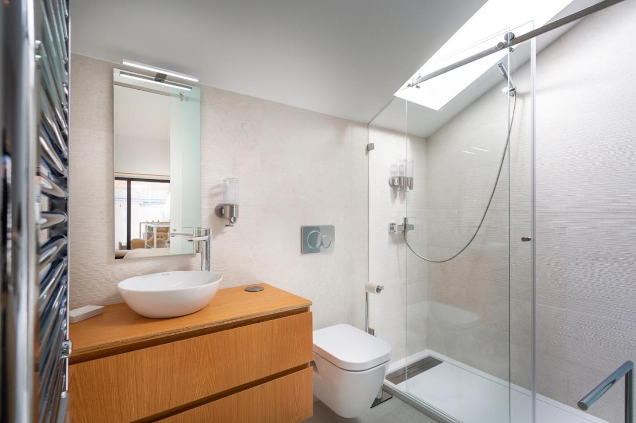 Stupendo-Three Rooms-Suite With Terrace -Center -Air Conditioning-Free Park ลิสบอน ภายนอก รูปภาพ