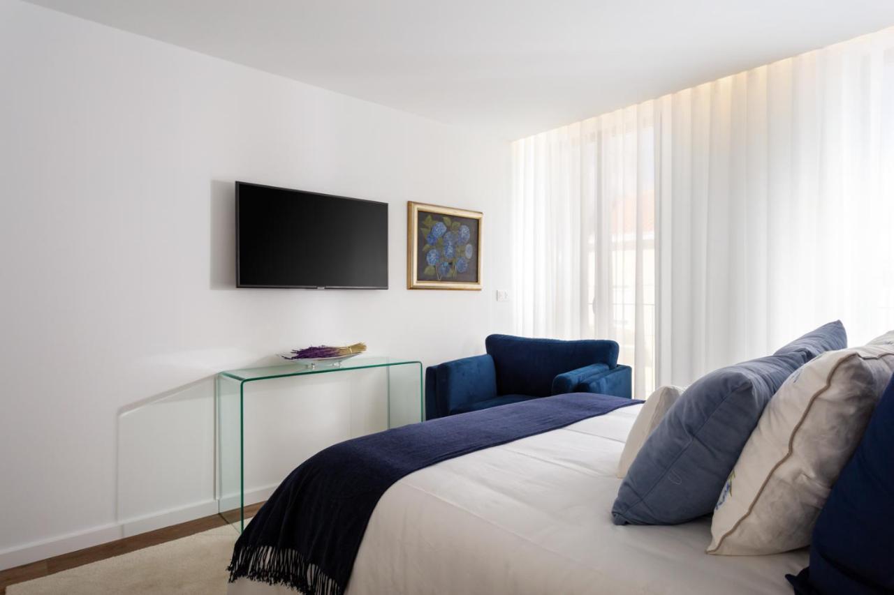 Stupendo-Three Rooms-Suite With Terrace -Center -Air Conditioning-Free Park ลิสบอน ภายนอก รูปภาพ